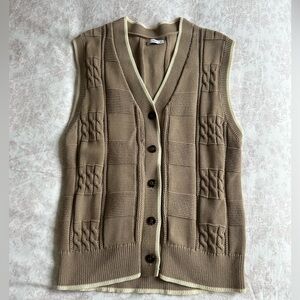 Aritzia tna sweater vest